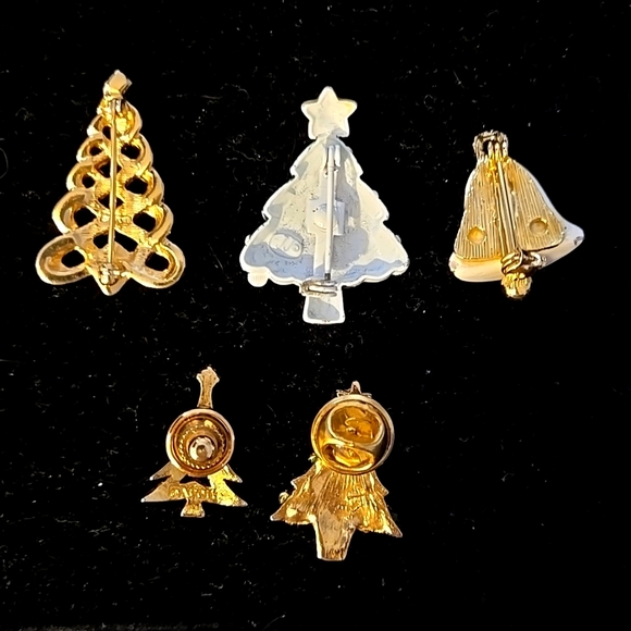 Festive Christmas Tree and Bell Brooch Set - Picture 8 of 8